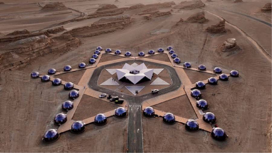 火星移民预演场——模拟外星环境的极端生存训练徽州区户外野奢帐篷实验项目